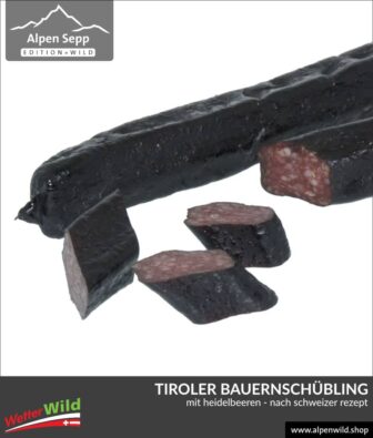 Tiroler Bauernschübling mit Heidelbeeren