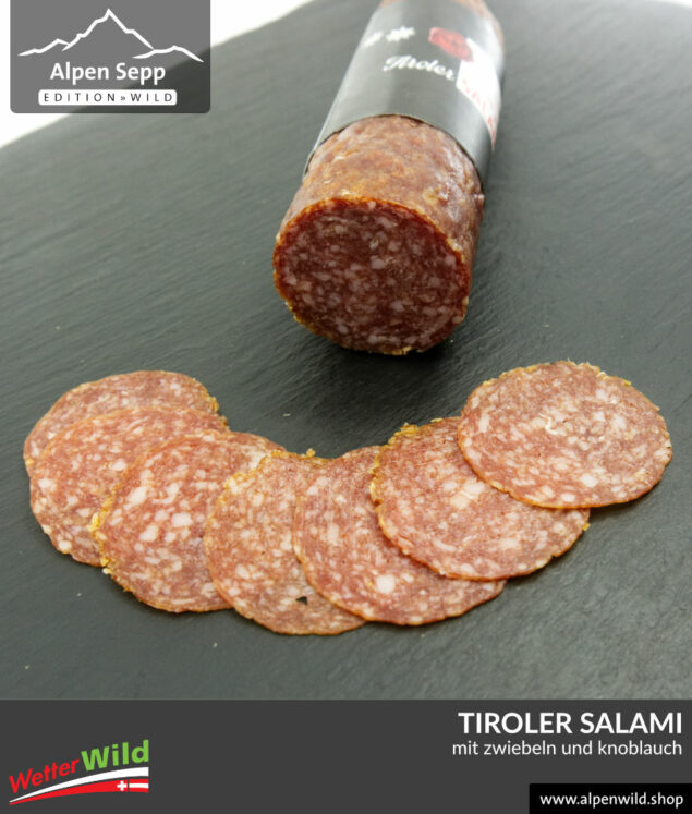Tiroler Salami mit Zwiebeln und Knoblauch