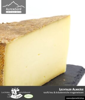 Lechtaler Almkäse | 100% Heu und kräuterreiche Magerwiese | Lechtaler Naturkäserei in Tirol | 100% Heumilch | 55% F.i.T.