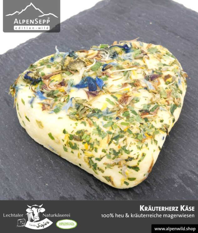 Kräuterherz Käse in Herzform | 100% Heu und kräuterreiche Magerwiese | Lechtaler Naturkäserei in Tirol | 100% Heumilch | 55% F.i.T.